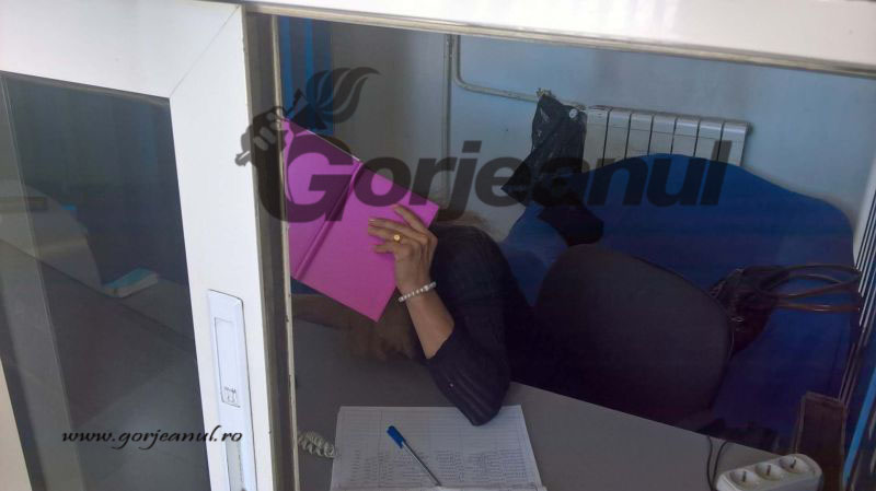 Peste 500 de civili prestează ilegal pază la Complexul Energetic Oltenia! – Agenții fără contracte s-au ascuns de blițuri