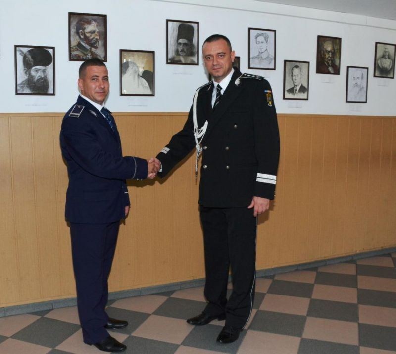 Poveste impresionantă la IPJ Gorj! A decis să îmbrace uniforma de polițist, după ce tatăl lui a fost împușcat în cap