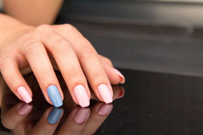 Culori, forme și tendințe la modă pentru unghii perfecte