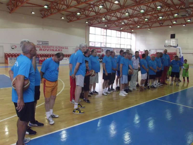 34645939_10156291297356397_7198876259139452928_n