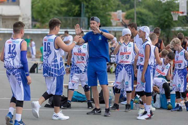 Baschetbaliştii gorjeni, în focuri