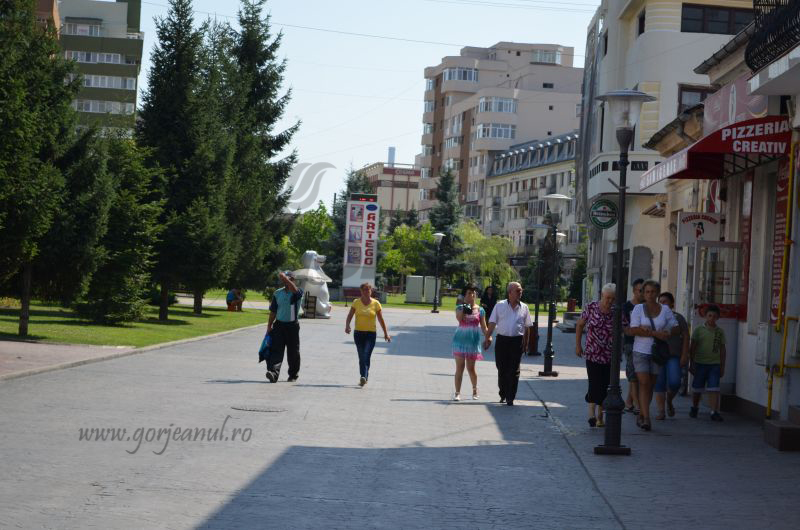 Val de caniculă! – Medicii recomandă să ne ferim de căldură