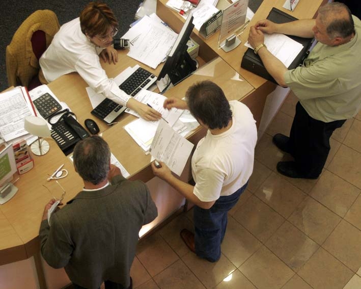 functionar_public_42821000