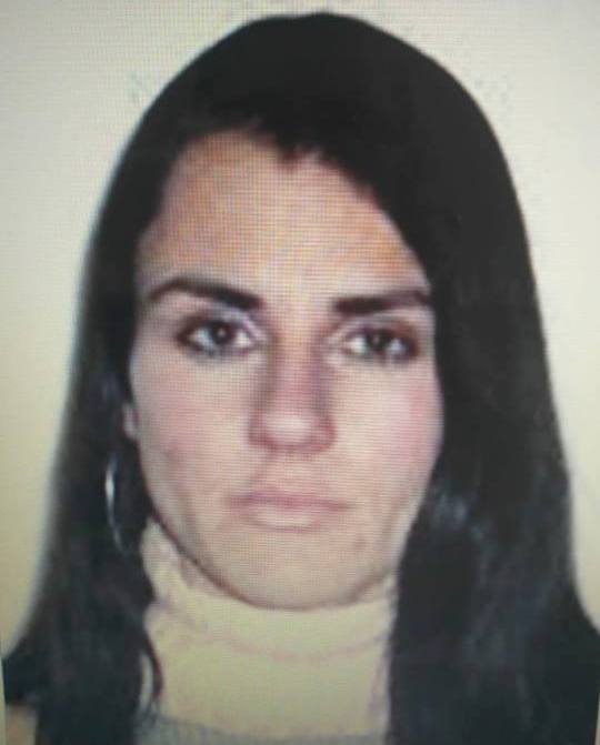 Femeie din Scoarța, căutată de polițiști