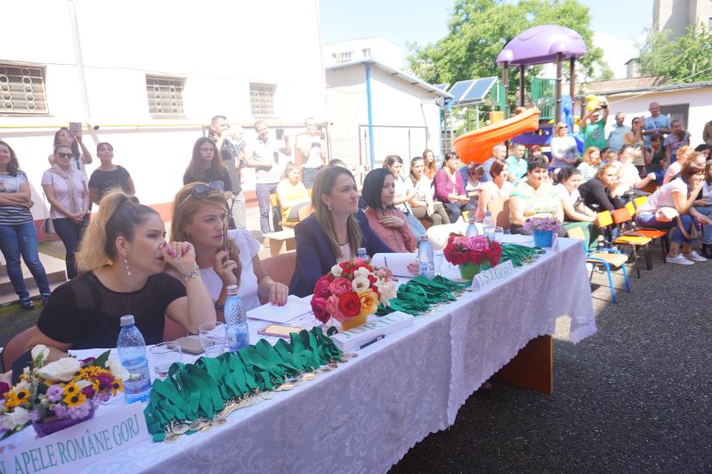 “Stop poluării cu PLASTIC – Dacă nu reutilizați, atunci refuzați”!