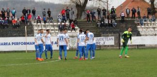 Pandurii nu a atras mulţi spectatori în eşalonul secund