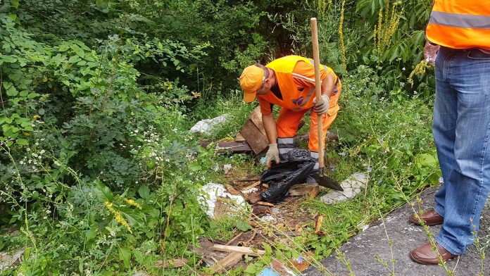 37397529_2082191715335998_6518655324667248640_n