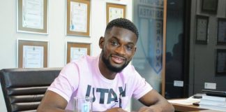 Donkor, oficial în Bănie