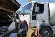 Accident la Țânțăreni, între o cisternă încarcată cu GPL și o autoutilitară