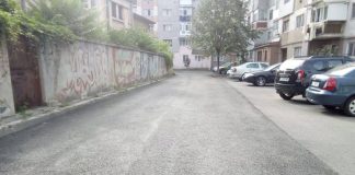 Asfalt şi trotuar nou pe două străzi din municipiu