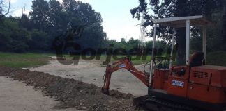 Lucrările pentru târgul săptămânal din Motru, în întârziere! Constructorul a lăsat motrenii fără Ziua Minerului