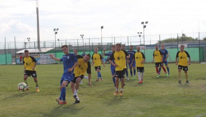 38871700_217603708906429_7165661559052566528_n