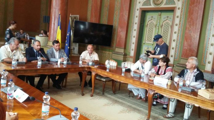 39957057_565194030563904_5257458630831112192_n