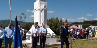 Lecție de istorie în Poiana lui Mihai! 86 de ani de la amplasarea monumentului închinat marelui Voievod
