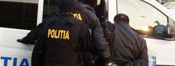 politie-retinut-845x321 (1)