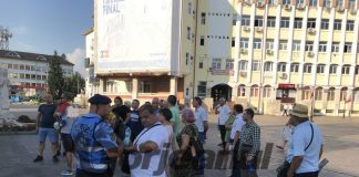 Protest anemic anti-PSD în centrul Târgu-Jiului