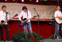Grupul „Clipa” din Arad a obţinut trofeul Festivalului „Poarta Sărutului”