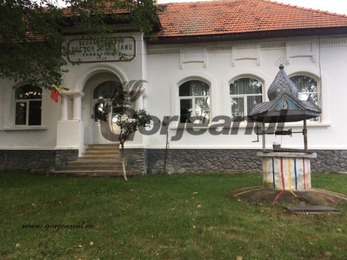 41203489_1894824147273044_5205202253366951936_n (1)