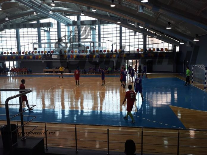 42782827_1138073443015678_1295532565070872576_n