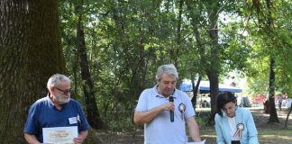 Atelierul național de poezie la umbra stejarului din Brădiceni