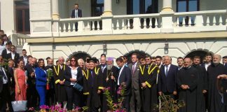 Ministrul Învățământului Superior din Marea Britanie, Doctor Honoris Causa al Universității din Craiova. «LAUDATIO», prezentat la festivitatea solemnă de către ÎPS Părinte dr. IRINEU, Arhiepiscopul Craiovei şi Mitropolitul Olteniei