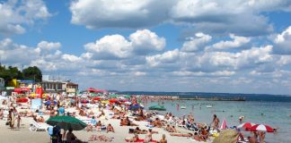 Vești bune pentru bugetari – Voucherele de vacanță se acordă și anul viitor