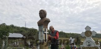 Explicații pentru bustul ridicat în cimitirul de la Turburea de un localnic în viață