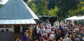 Sfântă Liturghie Arhierească la resfinţirea Bisericii din Parohia Jupâneşti, filia Pârâu-Boia, comuna Jupâneşti, Gorj