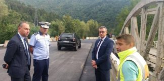 Se circulă pe noul pod construit peste râul Sadu