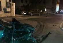 FOTO: Un șofer a făcut prăpăd la Târgu-Jiu! A lovit cu mașina patru autoturisme parcate și a rupt o conductă de gaze