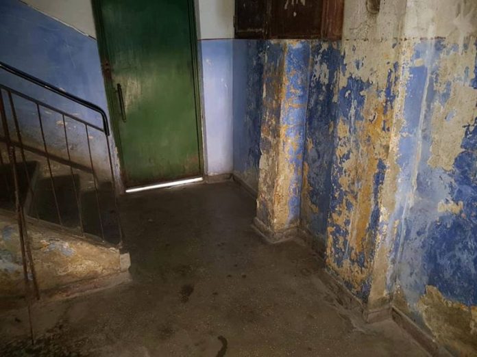 44188875_350909852315813_2305000276500676608_n