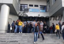 Sute de tineri și-au căutat o slujbă la Bursa locurilor de muncă