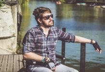 Dintr-un scaun cu rotile își urmează visul, Gorjeanul Mihnea Florin Vîlceanu, în competiția Vocea României