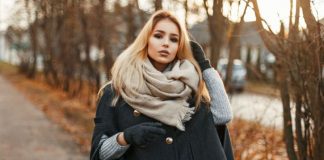 Cum poți purta trenciul la birou, în oraș, dar și în zilele friguroase