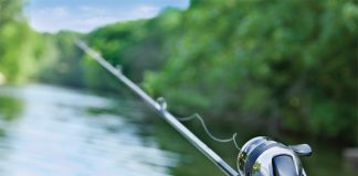 Prins în timp ce pescuia ilegal