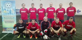 Minprest îşi păstrează avansul la minifotbal