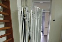 ARTEGO a donat lenjerii de pat și stative pentru perfuzii Secției de Neurologie a SJU Târgu-Jiu!