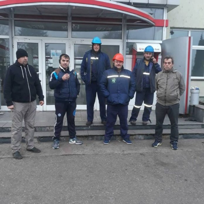 45941403_2000130946714837_5329384403732791296_n