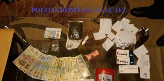 Nouă persoane, în arest după percheziții