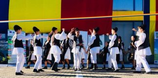 Ansambluri folclorice din Gorj, invitate la Alba Iulia, de Ziua Națională