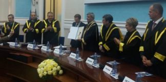 Acordarea titlului de DOCTOR HONORIS CAUSA al Universităţii din Craiova, domnului academician Ioan Aurel Pop