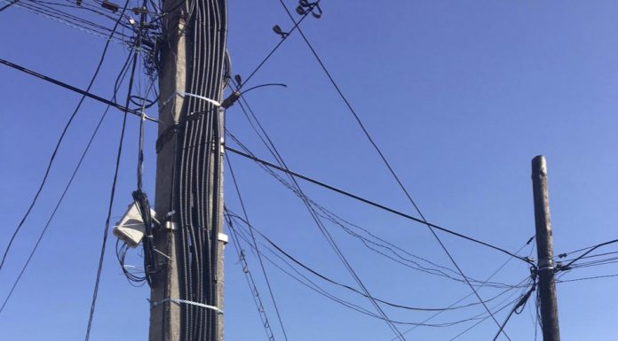 Cei care nu-și pot achita facturile, la gaze și curent, pot cere amânarea plăților