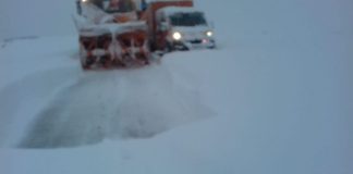 Șofer din Dolj, amendat și lăsat fără permis, după ce s-a aventurat pe drumul închis circulaţiei, la Rânca