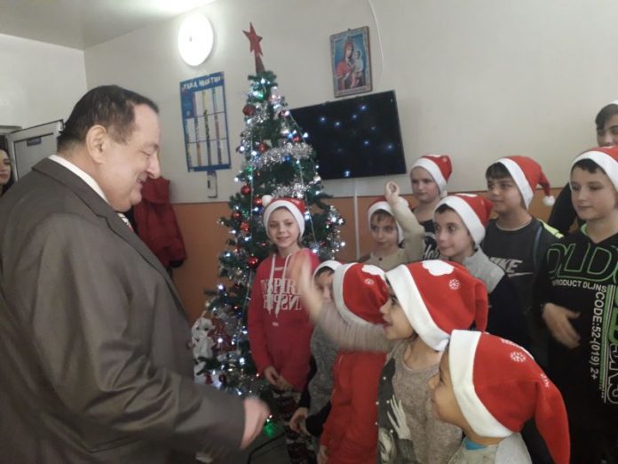 48395613_266747507354215_8947440024677253120_n