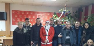 Tinerii social-democrați au oferit cadouri copiilor săraci din Târgu-Jiu, Curtișoara și Scoarța