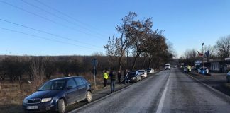 Accident cu trei mașini la intrarea în Bălănești