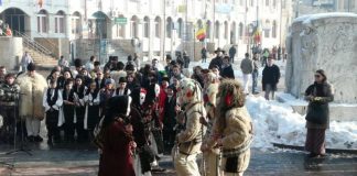 Ansamblu din Bulgaria, prezent la “Alaiul obiceiurilor de iarnă”