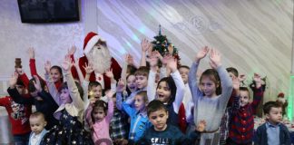 Marea familie Gorjeanul, Centrul de Calcul Târgu-Jiu şi SNI s-a întâlnit cu Moş Crăciun