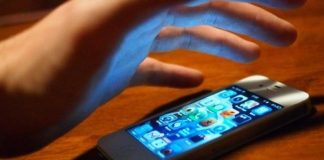 A rămas fără telefonul pe care a vrut să-l vândă! Hoțul a fost reținut