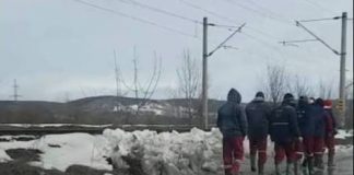 CEO a închiriat cu 1,2 milioane de lei autovehicule cu șofer pentru EMC Motru și EMC Roșia-Rovinari! Atribuirea târzie a lăsat sute de mineri fără transport